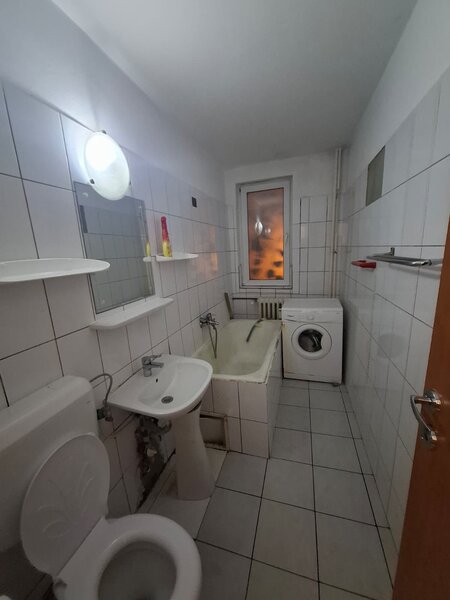 Constantin Brancusi Garsioniera de inchiriat - la un (1) minut metrou